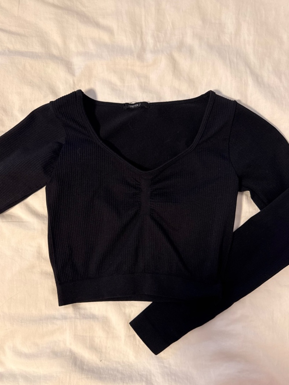 Forever 21 Black Ribbed V-Neck Long Sleeve Crop Top